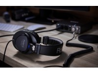 <b>Auscultadores headphones alta fidelidade pretos Roland RH-200 profissionais estudio guitarra bateria pianos sintetizadores BEST-SELLER</b> <b>Auscultadores headphones alta fidelidade pretos Roland RH-200 profissionais estudio guitarra bateria pianos sintetizadores BEST-SELLER</b>